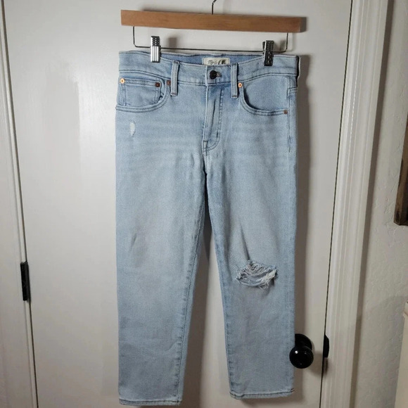 Madewell Mid-Rise Classic Straight Jeans in Wellingford Wash | Size 25P - Picture 1 of 10